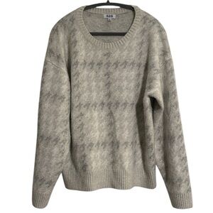 525 America Grey and White Houndstooth Sweater